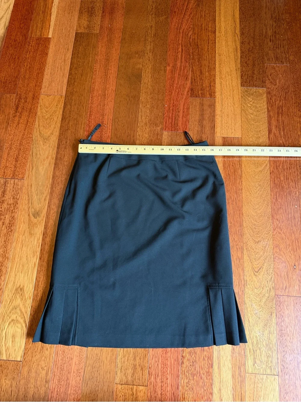 Tahari Black Pleated-Hem Pencil Skirt